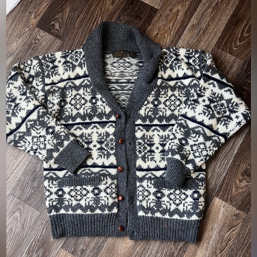 Vintage Eddie Bauer Sweater 100% Wool Large